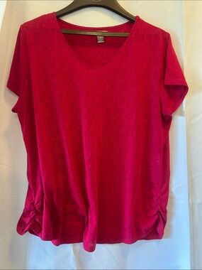 White Stag Short Sleeve V-Neck Top in Bright Pink